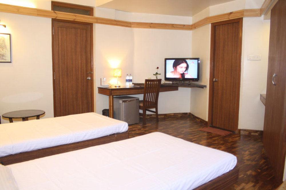 Treebo Trend Sahara Hotel Pune Bagian luar foto