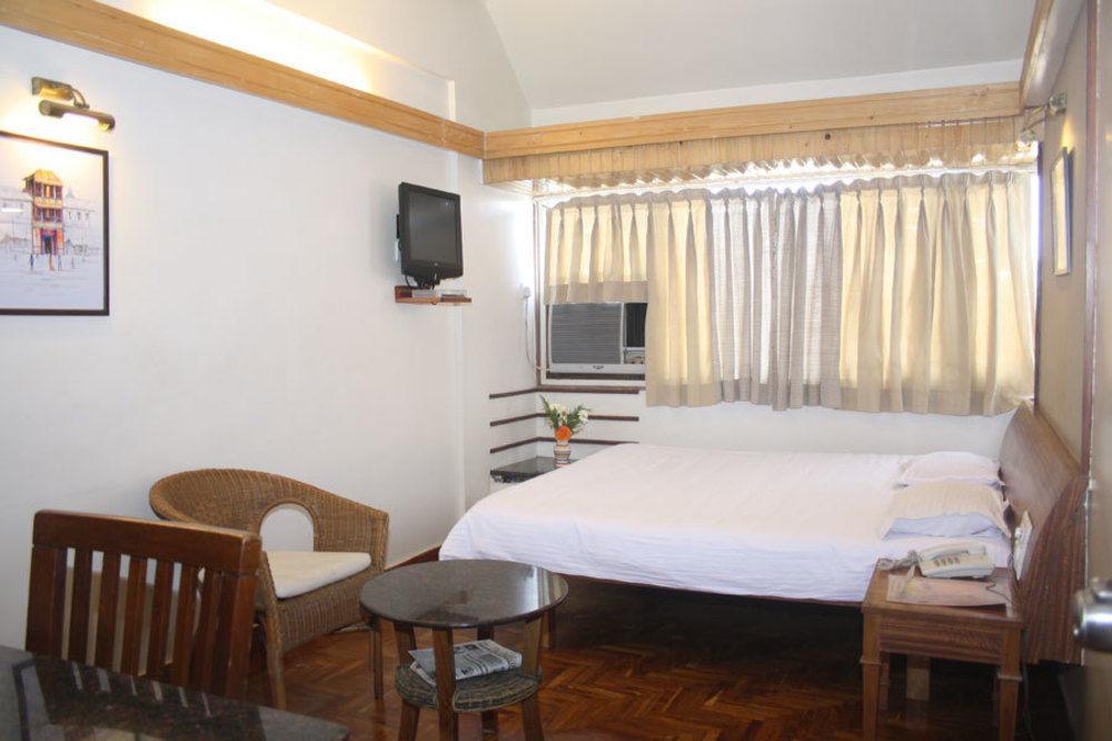 Treebo Trend Sahara Hotel Pune Bagian luar foto