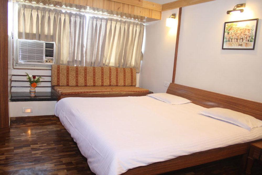 Treebo Trend Sahara Hotel Pune Bagian luar foto