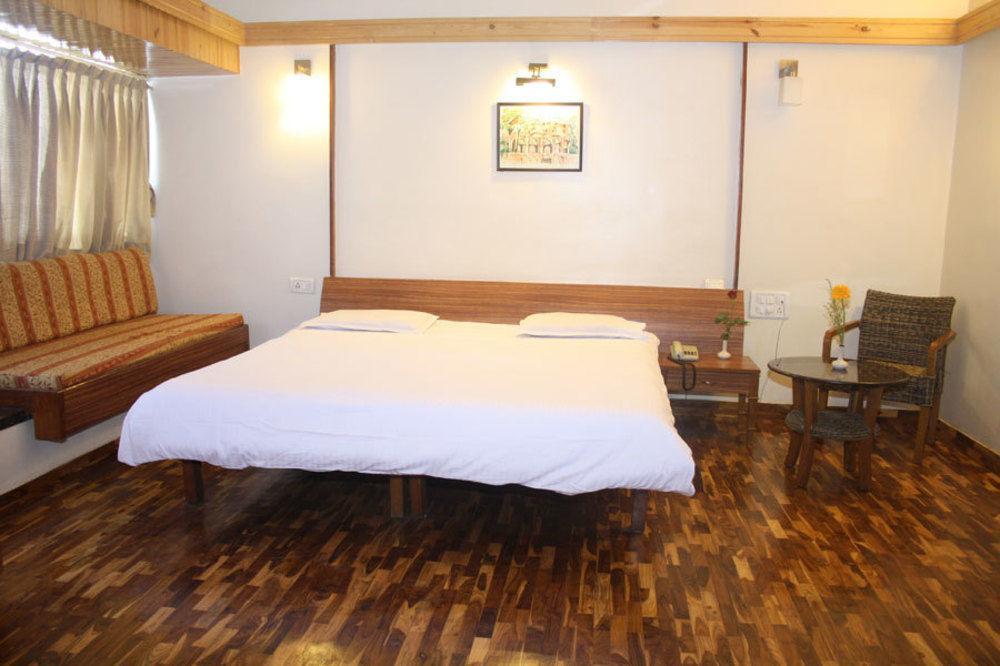 Treebo Trend Sahara Hotel Pune Bagian luar foto