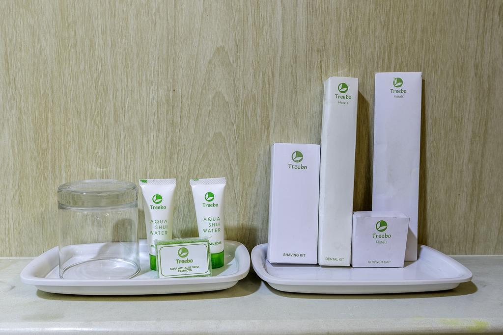 Treebo Trend Sahara Hotel Pune Bagian luar foto