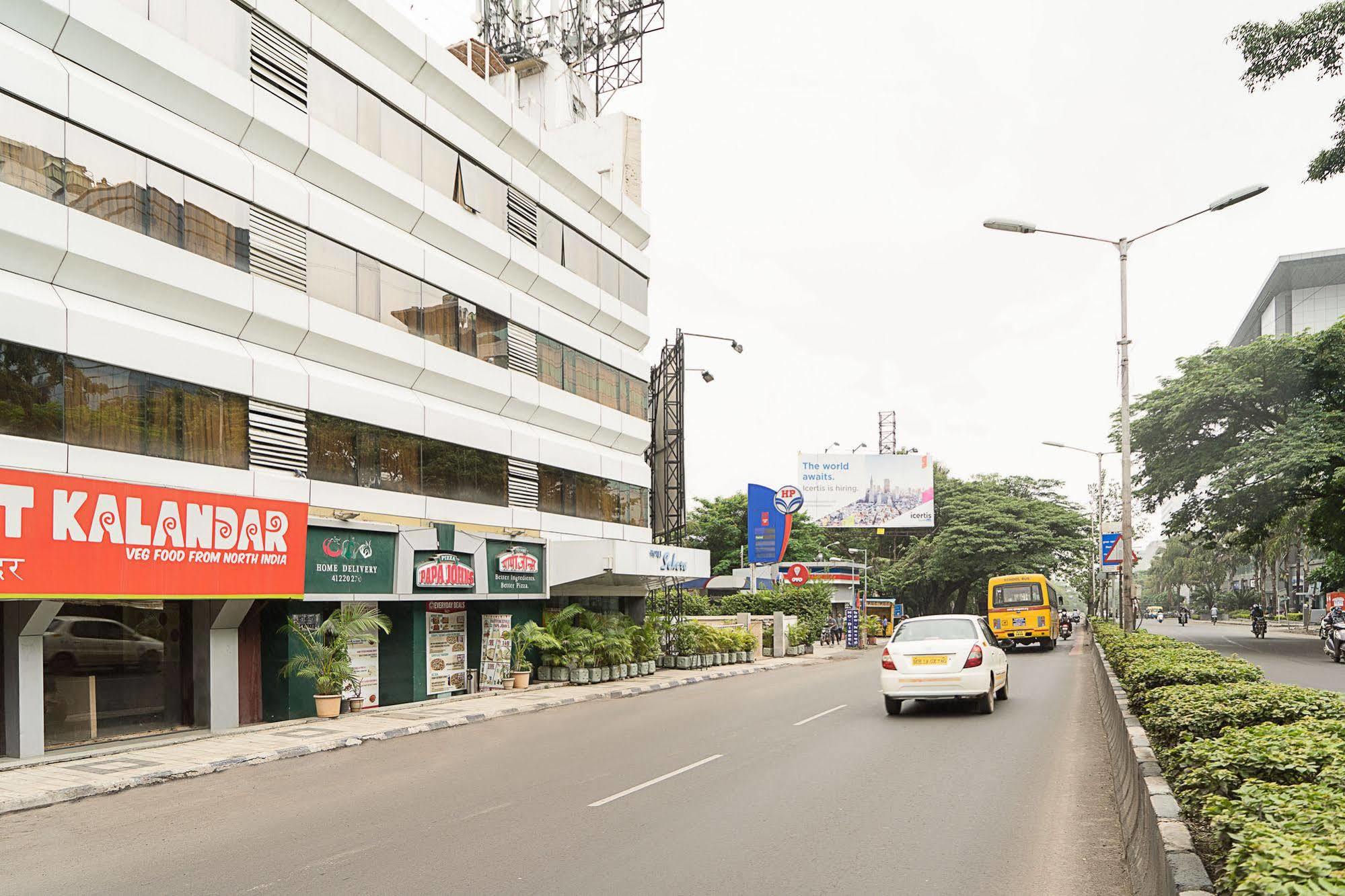 Treebo Trend Sahara Hotel Pune Bagian luar foto